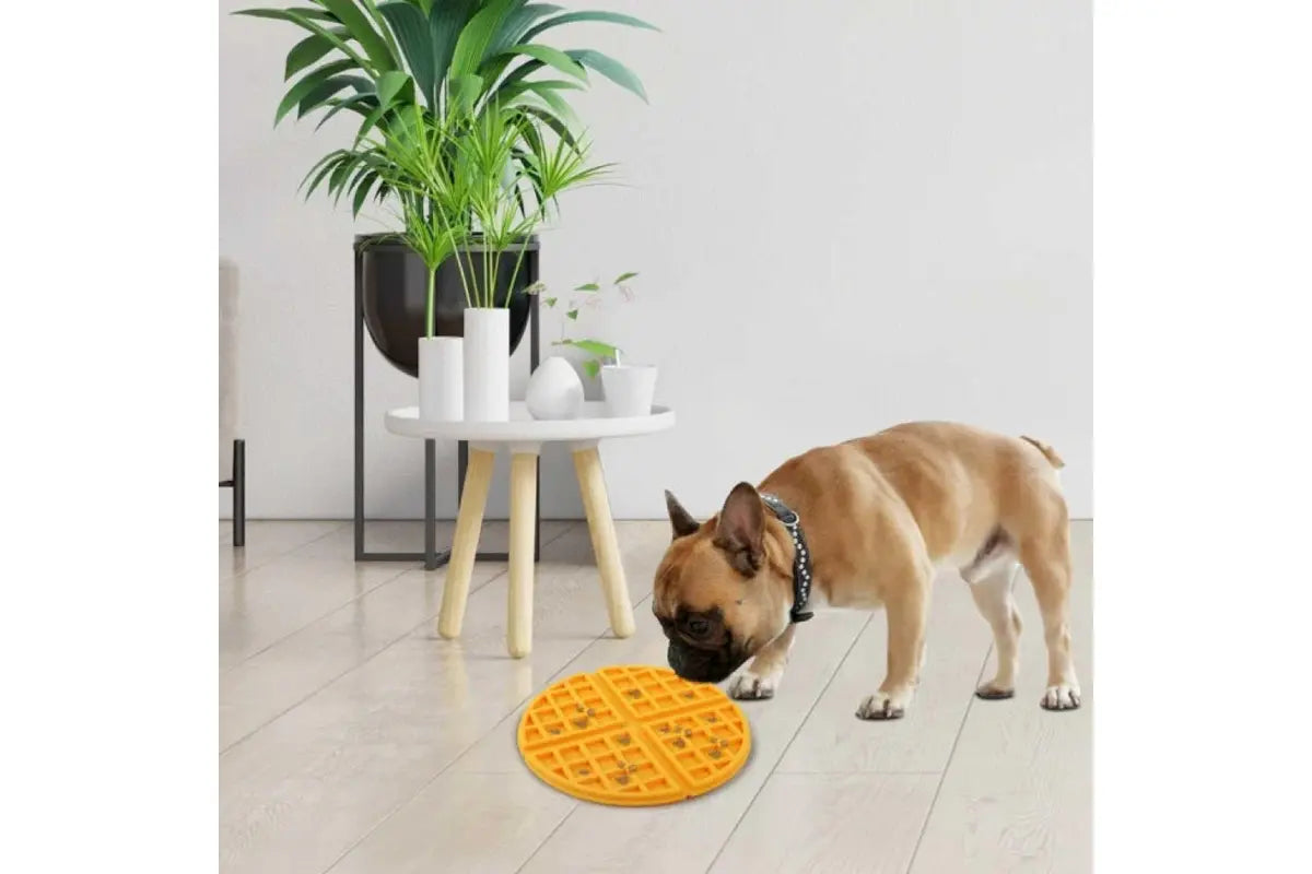 Waffle licking mat 19.5 cm